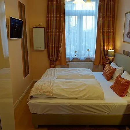 Konstanz Szálloda 3*