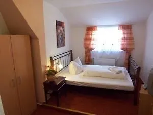 Konstanz Szálloda 3*