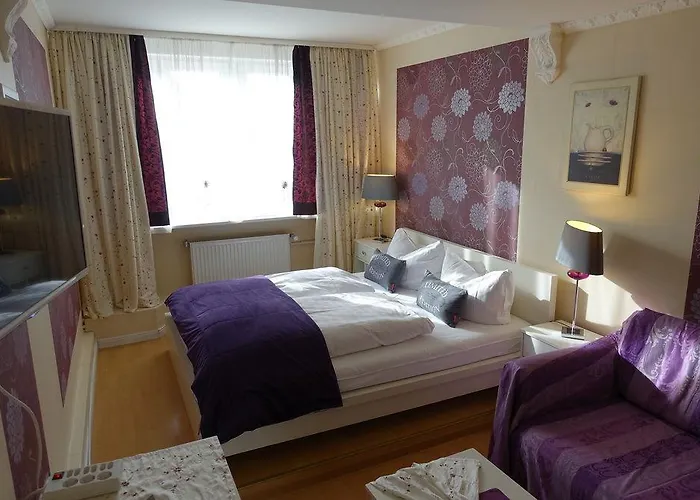 Konstanz Otel Berlin