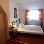 Konstanz Hotel 3*