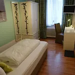 Konstanz Hotel 3*